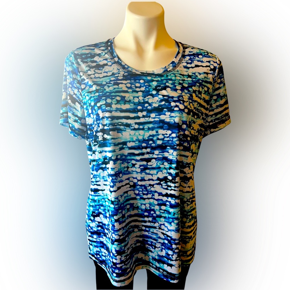 Exertek Plus Size 1X Blue Black White Short Sleeve Active Top Mint Condition
